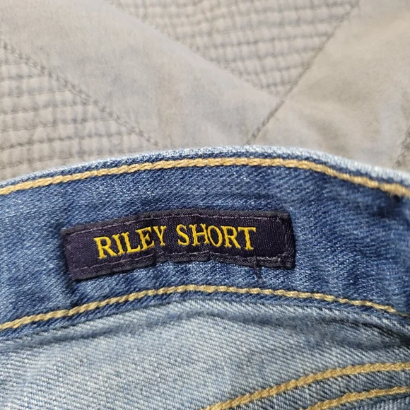 Lucky Brand Women's shorts 4 - Picture 3 of 5